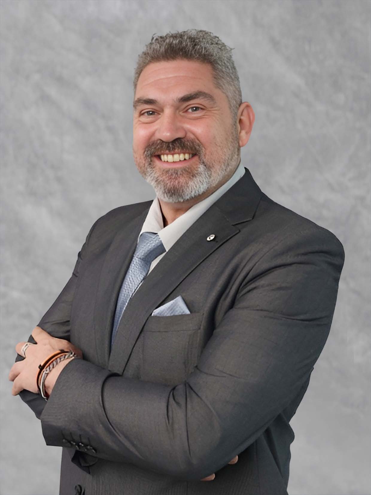 我们的教师 | 北京市顺义区诺德安达学校（筹） - 03 Feature Cards Tabs