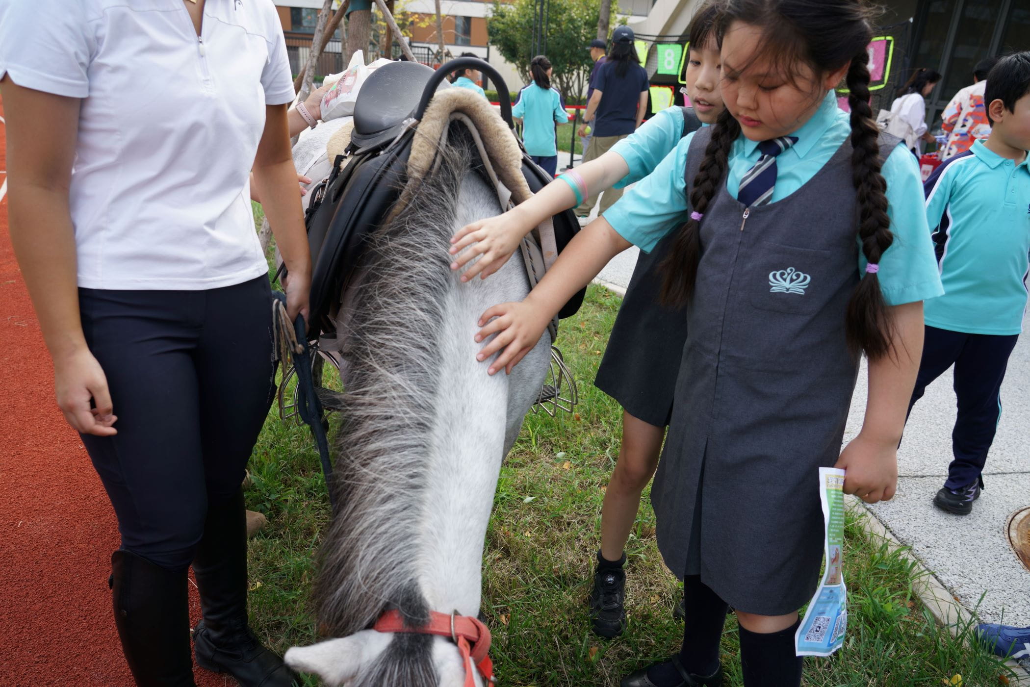 小学校长教育谈 | 以爱为基石，伴孩子前行 - Christo Education Talk