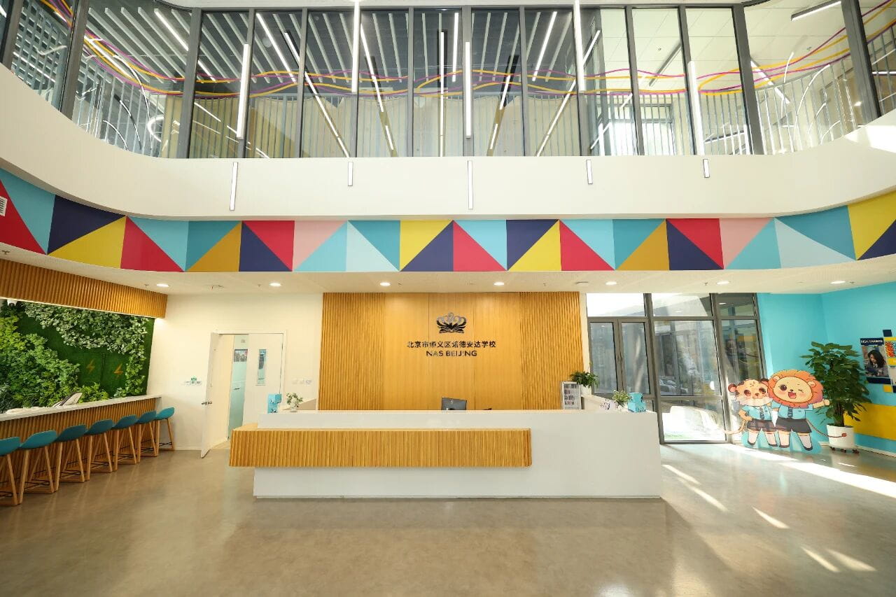 百万云豹卓越奖学金正式开放申请 | 天生不凡，燃亮未来 - Scholarship