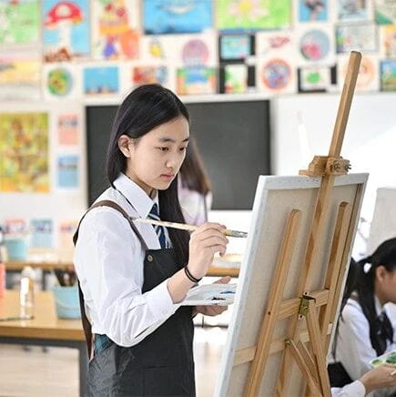 百万云豹卓越奖学金正式开放申请 | 天生不凡，燃亮未来 - Scholarship