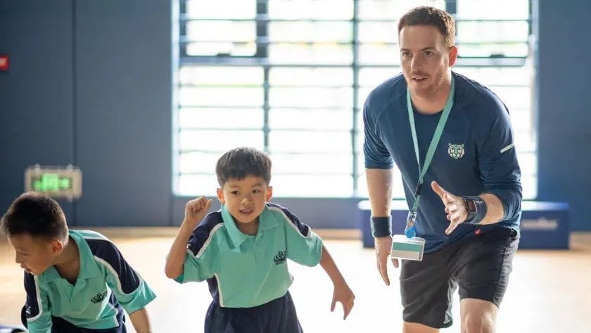 杰出教师成就杰出学校 - OUTSTANDING TEACHERS FOR OUTSTANDING SCHOOLS